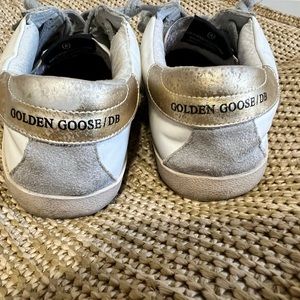 Golden Goose women tennis shoes.